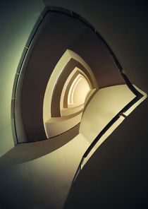 Spiral staircase in brown tones by Jarek Blaminsky