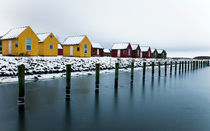 Cabins by the harbour by Mike Santis