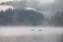 Angler im Nebel by Bernhard Kaiser