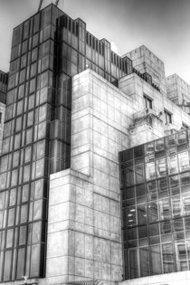 SIS Secret Service Building London by David Pyatt