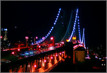 Stadtbilder Brücke bei Nacht  von bilddesign-by-gitta