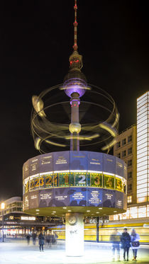 Fernsehturm mit Weltzeituhr by Franziska Mohr