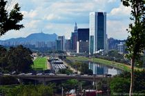 Sao Paulo, Brazil - Skyline / Looking Towards Pico do Jaragua von Carlos Alkmin