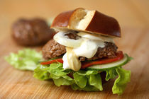Brezen-Burger mit Werdenfelser Rindfleisch von lizcollet