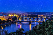 Bridges of Prague at blue hour von ebjofrie