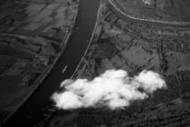 Über den Wolken von Bastian  Kienitz