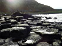 Giant's Causeway - North Ireland by Luma de Oliveira