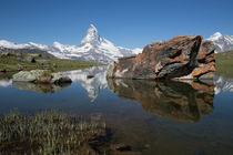Mirroring Matterhorn by Frank Tschöpe