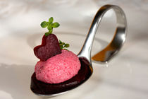 Rote Beete Mousse mit Thymian | Red Beet Mousse by lizcollet
