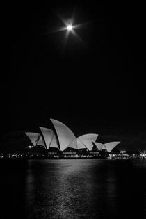 Sydney Opera House by hummelos