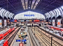 Hamburg Hauptbahnhof by Christoph Stempel