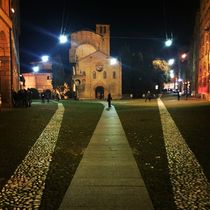 Piazza Santo Stefano by night von Azzurra Di Pietro