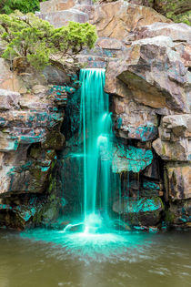 Wasserfall mit grünem Wasser von Mario Hommes