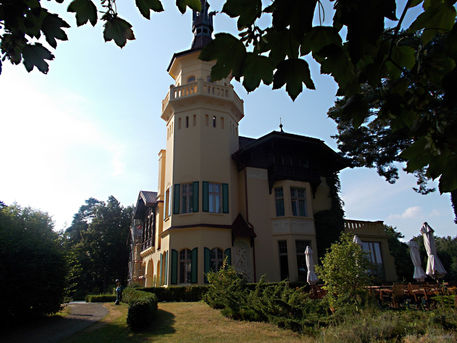 Schloss-hubertushoehe