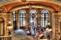 Porto : Treppenhaus im Palacio da Bolsa by Torsten Krüger