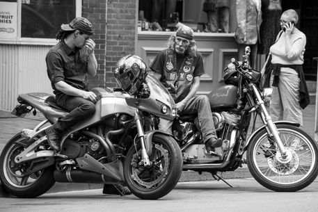 Nashville-bikers-mono