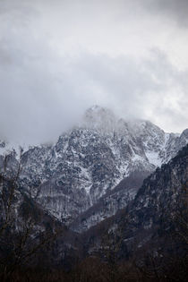 Mountains in the background XII von Salvatore Russolillo