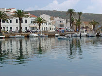Fornells Harbour, Menorca von Rod Johnson