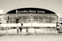 Mercedes-Benz Arena  by Bastian  Kienitz
