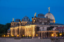 Die Kunstakademie in Dresden bei Nacht von Rico Ködder