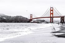 Golden Gate bridge,San Francisco,USA with the beach view by timla