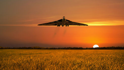 Vulcan-farewell-fly-past-169