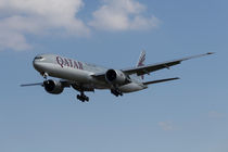 Qatar Airlines Boeing 777 by David Pyatt