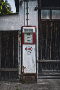 Old gas pump 798216 von Mario Fichtner
