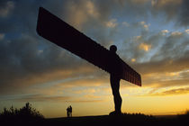 Sunset at the Angel of the North von chris-drabble