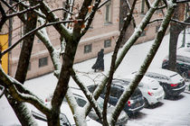 walking through snowy streets in Berlin von Jessy Libik