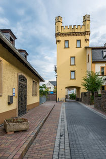 Gelber Turm - Oberwesel 10 by Erhard Hess