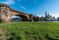 Dresden Altstadt an der Augustusbrücke II – Fotografie von elbvue by elbvue