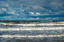 Die Ostseeküste an einem stürmischen Tag by Rico Ködder