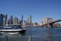 Skyline - New York - Ferry von artzfotos