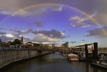 Regenbogen an den Landungsbrücken by Michael  Beith