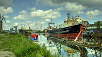 Blaengur  at Gdansk Shipyard  by Rob Hawkins