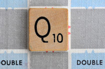 Scrabble Q by Jane Glennie