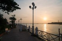Am Ufer des Mekongs von Bruno Schmidiger