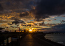 Sunset at Sheerness #1 von Kevin Grimshaw