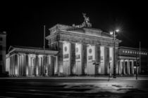Berlin bei Nacht - Brandenburger Tor #3 by Colin Utz