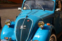 Fiat 500 Luxus im strahlendem Blau von Simone Marsig