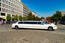 lange weiße Limousine by mnfotografie