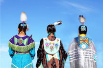 3 Indianerinnen by Rainer Grosskopf