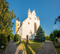 Burgkirche Ingelheim (3) by Erhard Hess