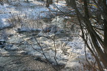 Frosty river by perennite
