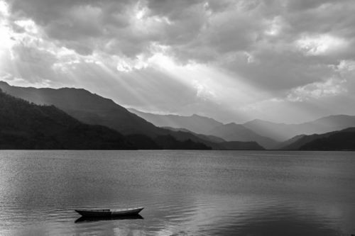 Pokhara-lake