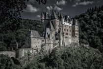 Burg Eltz 15 - mystisch by Erhard Hess