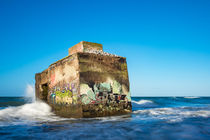 Bunker an der Küste der Ostsee an einem stürmischen Tag by Rico Ködder