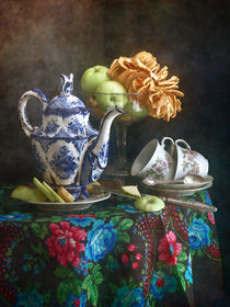 Teekanne und Äpfel by Nikolay Panov