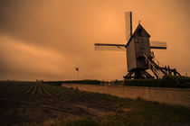 French Windmill  von Rob Hawkins